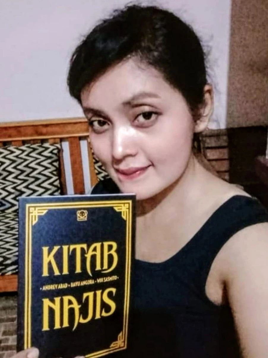 Kitab Najis | Bayu Angora